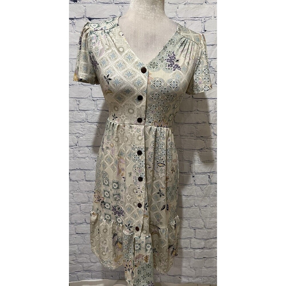 NWT Monteau los Angeles women's Button Front Floral dress size Small
